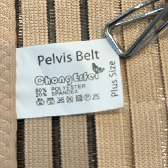 Tan Leather Belt with Classic Design - Picture 2 of 7